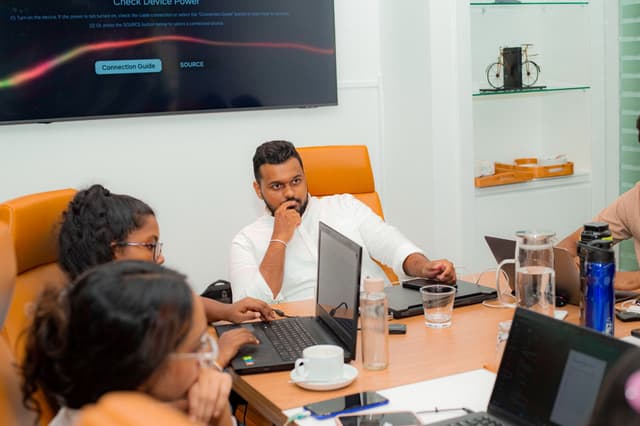 Team working 10
